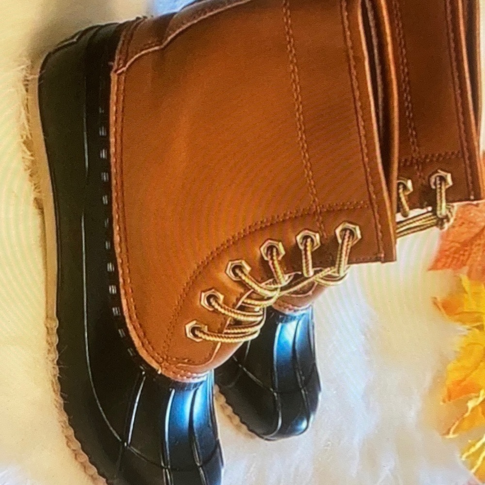 Canyon creek duck boots 9